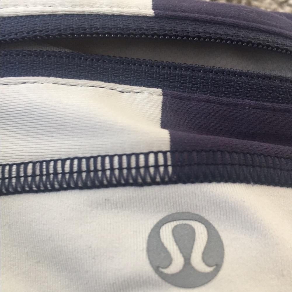 Lululemon crops - Picture 4 of 4